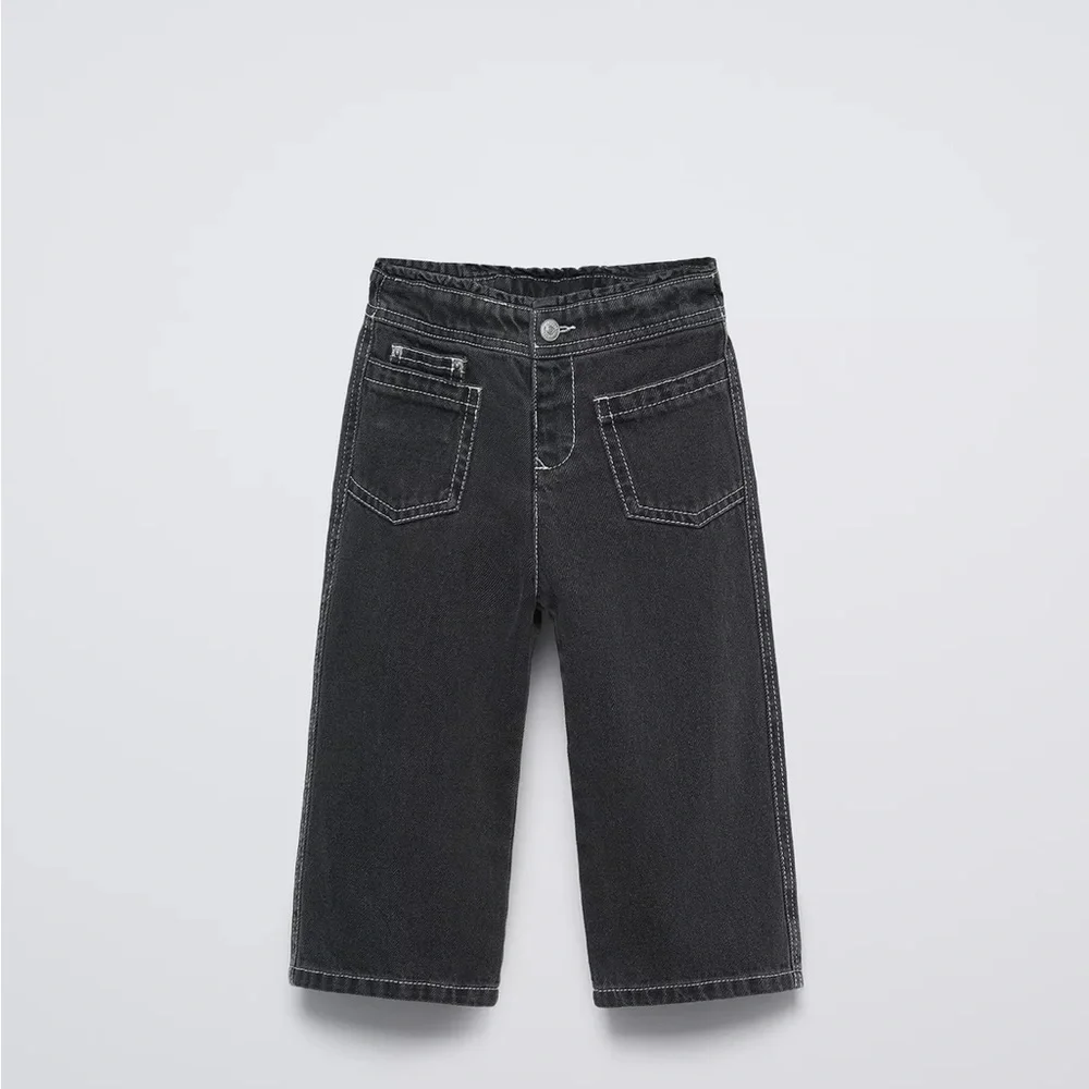 Zara Black Jean Jacket Cropped Boxy Design - Picture 2 of 2